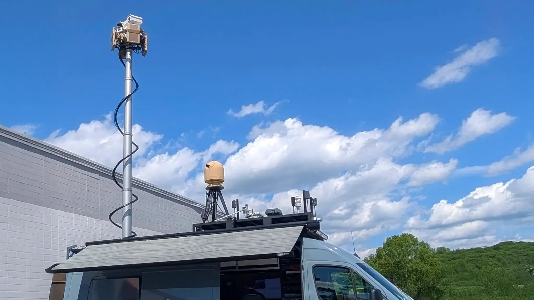 Mobile command vehicle with C-UAS Counter Drone