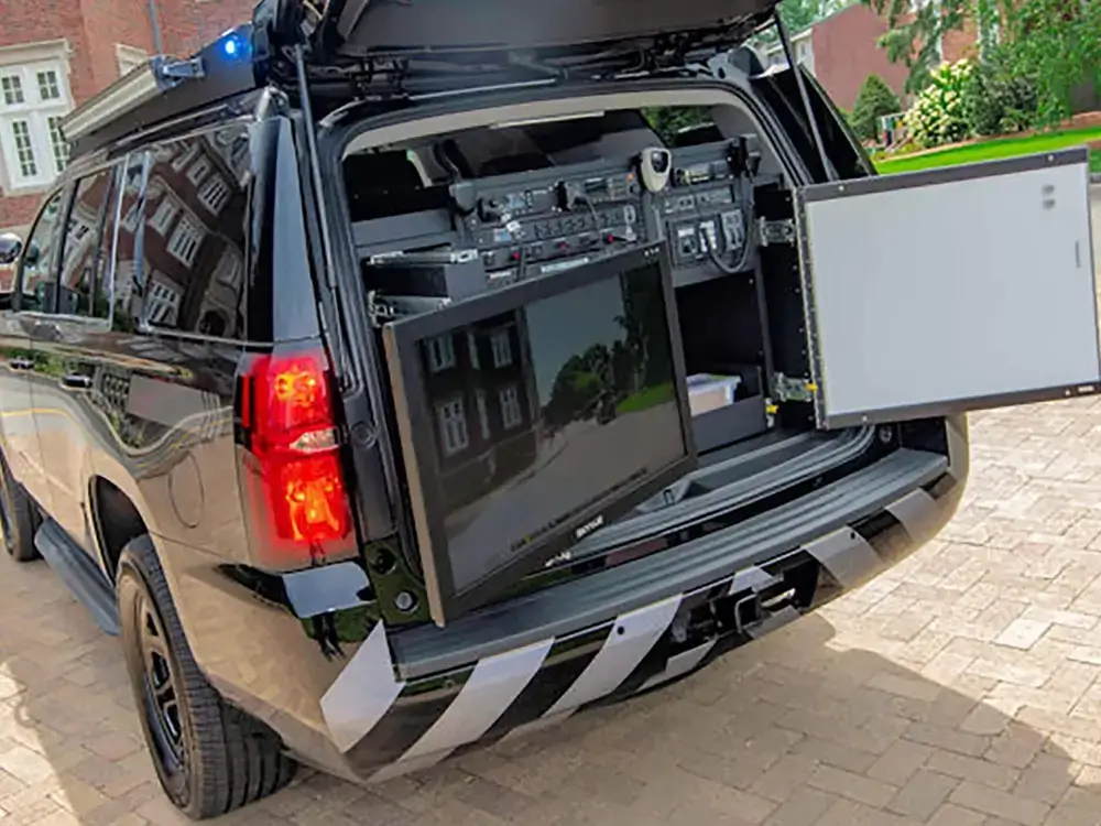 Command Vehicle Rear Screens